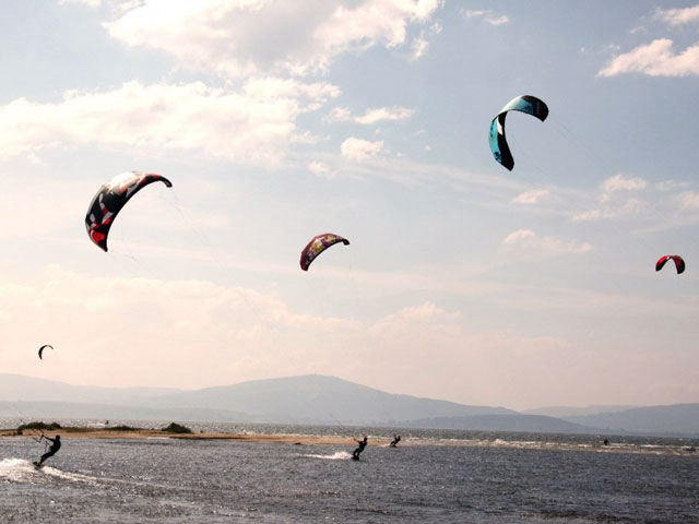 Kite-surf en el embalse del Ebro