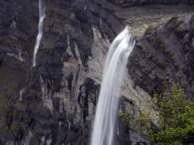 Nervión Waterfall and Monte Santiago